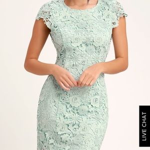 Lace backless dress